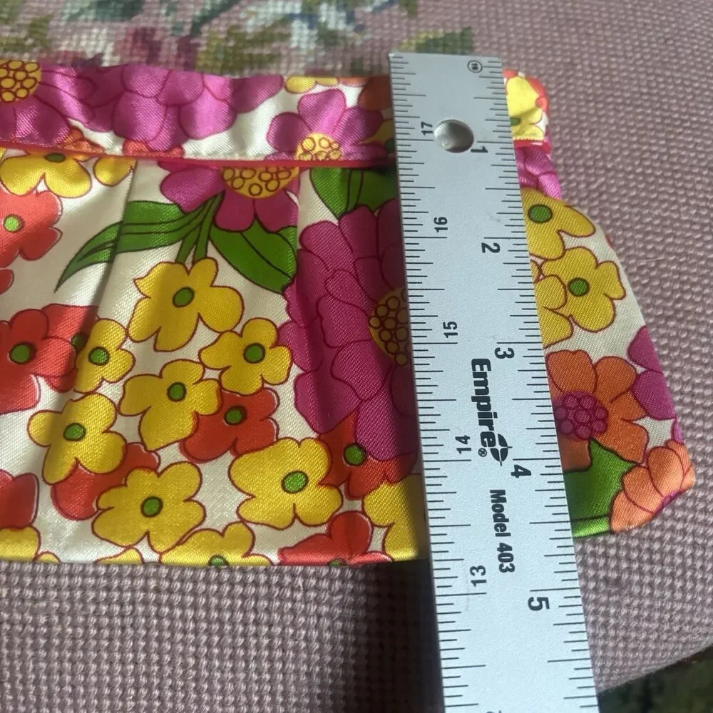 Vintage 60s Flower Power Tapestry Clutch Coin Purse 1960s Whimsical Floral Mod